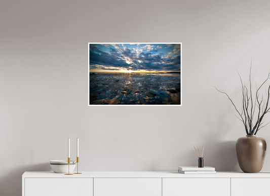 75 x 50 cm, Hahnemühle FineArt Pearl (print only) 1 cm white border Golden Hour on the Frozen Shore